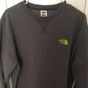 The North Face Men’s Grey L Pullover Sweater